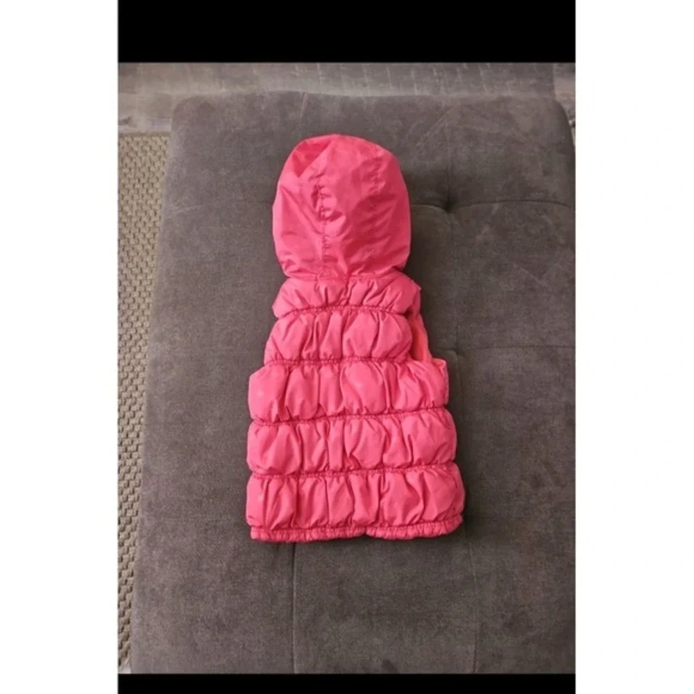 Old Navy Girls Pink Puffer Vest Size 3T Faux Fur Hooded Zip Winter